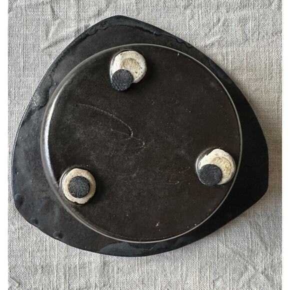 Vintage Ikebana Ceramic Flower Vase Handmade, Painted, Signed. Copper Stand 7x2” - Picture 8 of 13